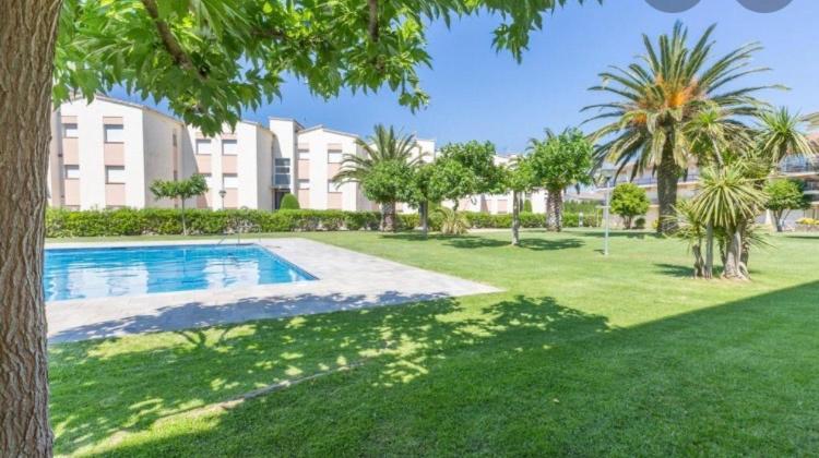 Apartament Amb Piscina I Aparcament - Baixos Amb Jardinet Apartment Calella De Palafrugell Exterior photo