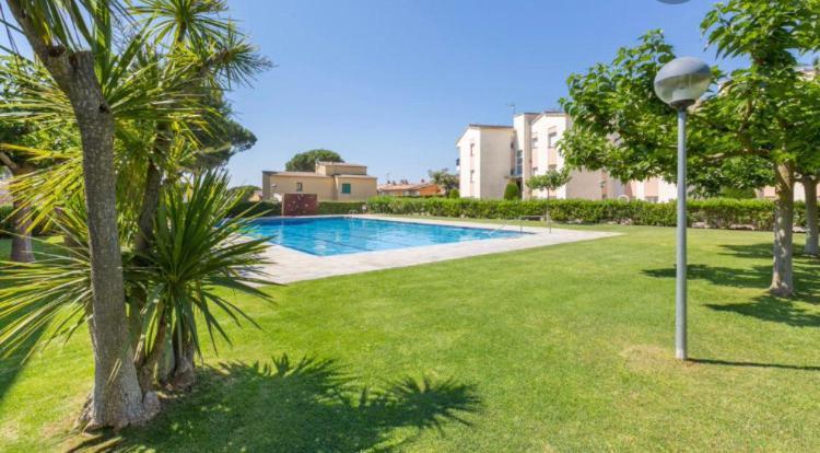 Apartament Amb Piscina I Aparcament - Baixos Amb Jardinet Apartment Calella De Palafrugell Exterior photo